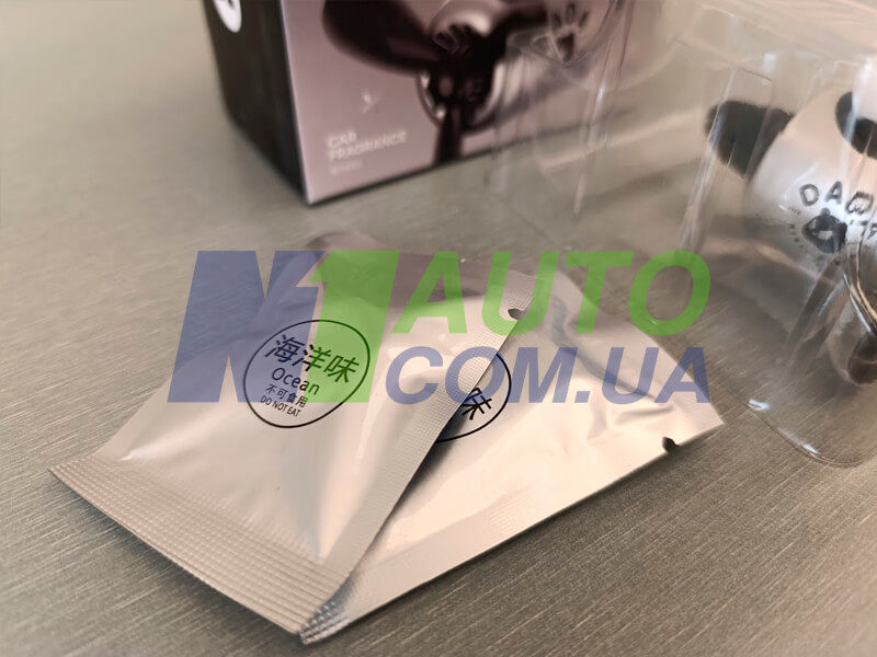 Ароматизатор в машину Hikii Pilot Panda Gray: стиль и свежесть для
